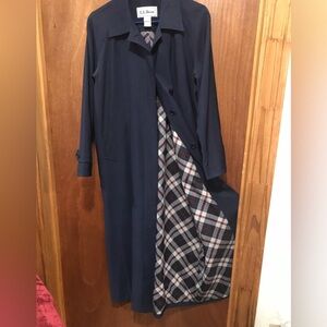 L.L Bean Navy Blue Coat with gingham inner lining